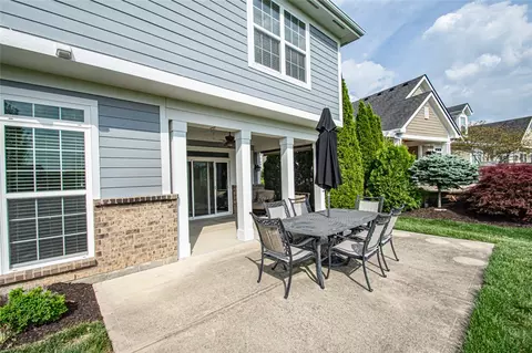 Exterior - 475 Legendary Way, Dayton, OH 45458 photo 5 of 10