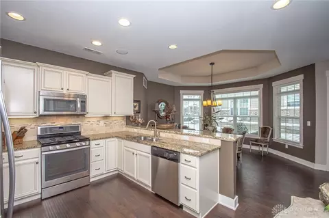 Kitchen - 475 Legendary Way, Dayton, OH 45458 photo 1 of 3