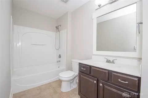 Bath - 475 Legendary Way, Dayton, OH 45458 photo 3 of 5