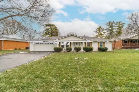 1182 Park Forest Dr, Vandalia, OH 45377