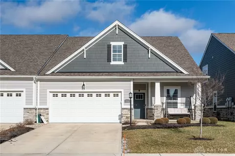 1701 Glade Valley Dr, Dayton, OH 45458