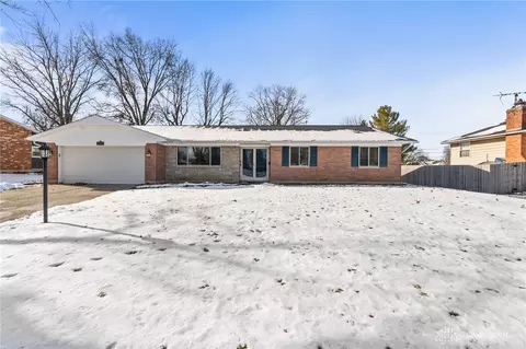 5235 Oakbrooke Dr, Dayton, OH 45440