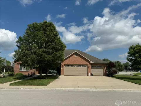 5180 S Lake Ct, Celina, OH 45822