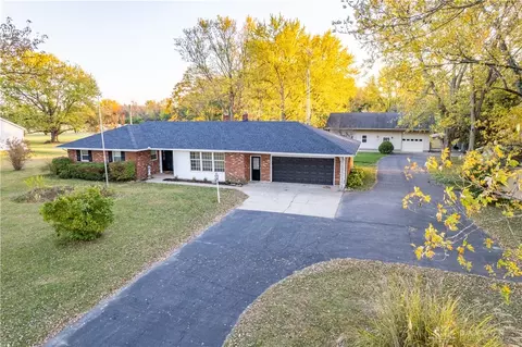 1301 Gearhart Rd, Sidney, OH 45365