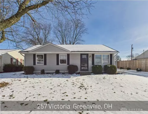 257 Victoria Dr, Greenville, OH 45331