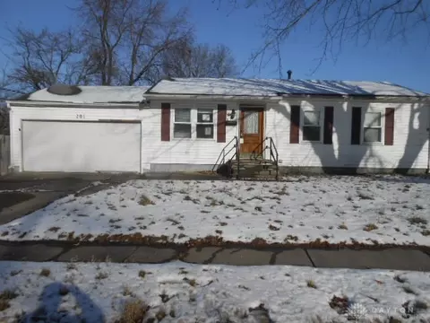 201 State St, Fairborn, OH 45324