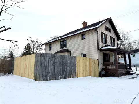 Exterior - 624 Elm St, Springfield, OH 45503 photo 4 of 4
