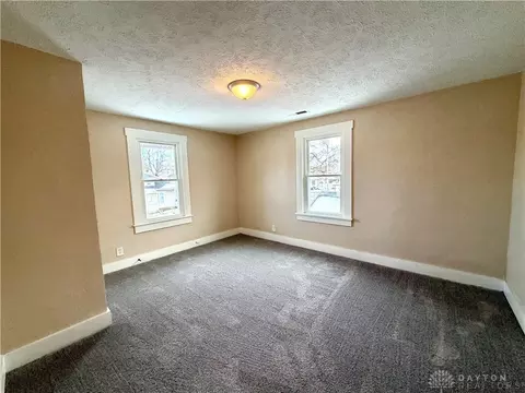 Bedroom - 624 Elm St, Springfield, OH 45503 photo 4 of 6