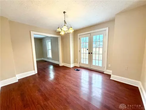 Dining - 624 Elm St, Springfield, OH 45503 photo 1 of 1