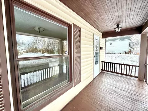 Exterior - 624 Elm St, Springfield, OH 45503 photo 1 of 4