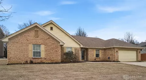 965 Bakersfield Ct, Miamisburg, OH 45342