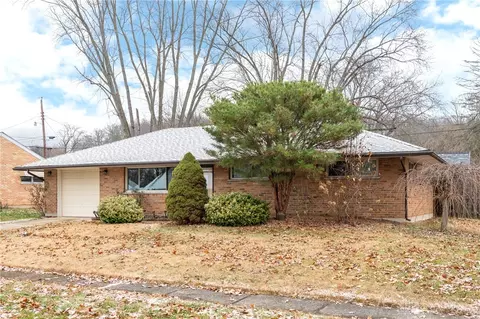 4596 Loxley Dr, Dayton, OH 45439