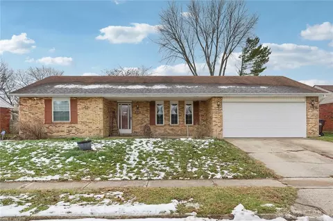 1321 Massachusetts Dr, Xenia, OH 45385