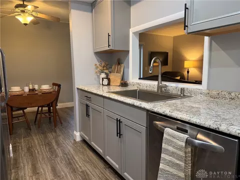 Kitchen - 1122 Eagle Feather Cir #C, West Carrollton, OH 45449 photo 1 of 3