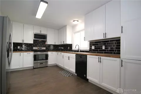 141 Central Ave, Blanchester, OH 45107 photo 9