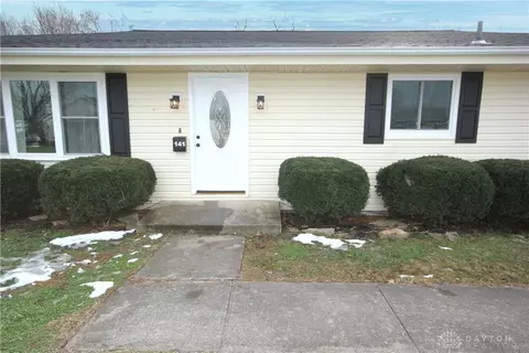 141 Central Ave, Blanchester, OH 45107 photo 4