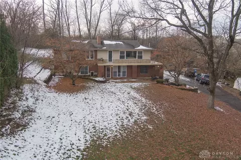 7725 Rockwell Dr, Dayton, OH 45414