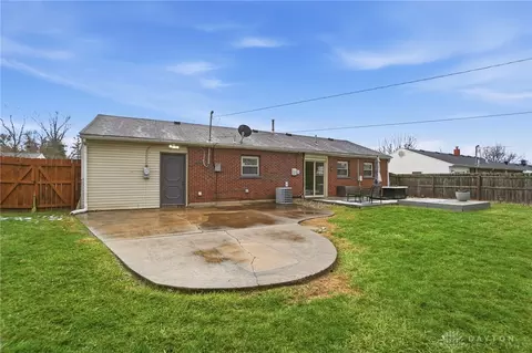 Exterior - 2855 Whitehorse Ave, Kettering, OH 45420 photo 5 of 9