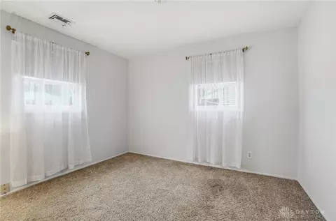 Bedroom - 2855 Whitehorse Ave, Kettering, OH 45420 photo 1 of 9