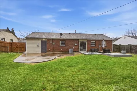 Exterior - 2855 Whitehorse Ave, Kettering, OH 45420 photo 9 of 9