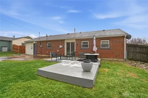 Exterior - 2855 Whitehorse Ave, Kettering, OH 45420 photo 4 of 9