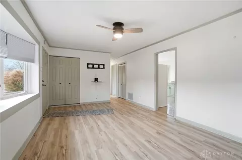 Living - 2855 Whitehorse Ave, Kettering, OH 45420 photo 5 of 5