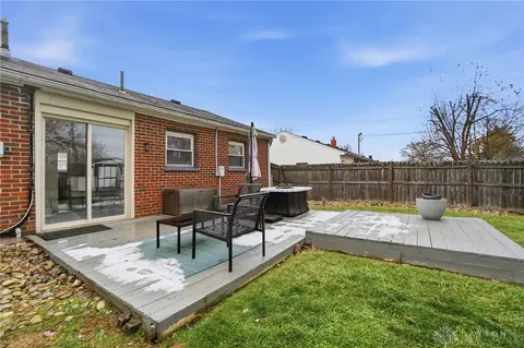 Exterior - 2855 Whitehorse Ave, Kettering, OH 45420 photo 3 of 9