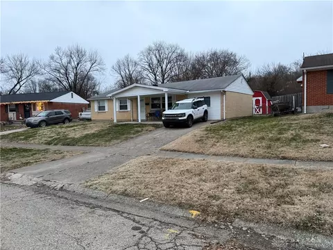 1653 Chippewa Dr, Hamilton, OH 45013