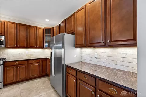 Kitchen - 35 Anchor Ln, Springboro, OH 45066 photo 6 of 7