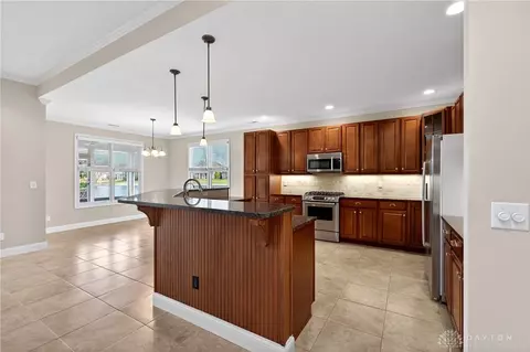 Kitchen - 35 Anchor Ln, Springboro, OH 45066 photo 7 of 7