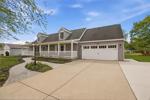 135 Concord Farm Rd, Englewood, OH 45322