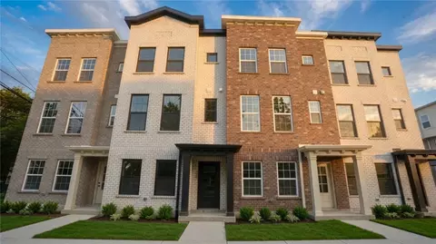 24 Pleasant St #3, Lebanon, OH 45036