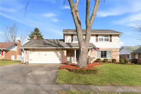 401 Zimmer Dr, Fairborn, OH 45324
