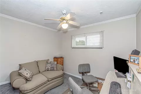 1105 Chateau Dr, Kettering, OH 45429 photo 15