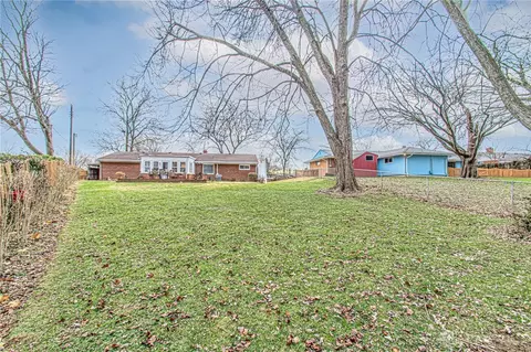 1105 Chateau Dr, Kettering, OH 45429 photo 28