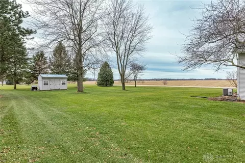 Exterior - 6970 Prairie Rd, Springfield, OH 45502 photo 5 of 12