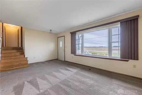 Living - 6970 Prairie Rd, Springfield, OH 45502 photo 3 of 3
