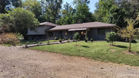 2131 Simison Rd, Spring Valley, OH 45370 photo 4