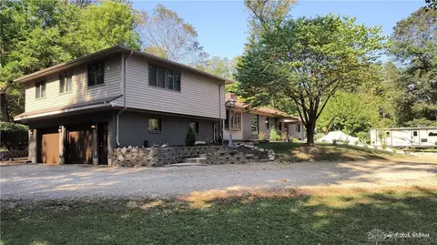 2131 Simison Rd, Spring Valley, OH 45370 photo 3