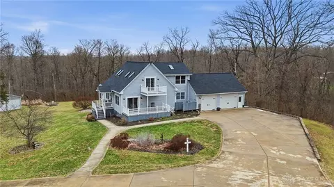9817 Roberts Dr, Franklin, OH 45005