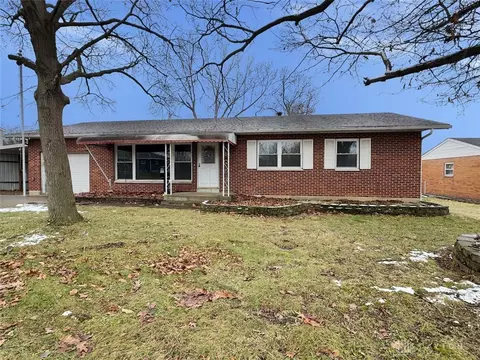 1650 E Lindsey Ave, Miamisburg, OH 45342