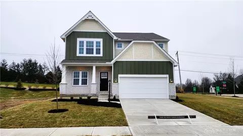 4 Chestnut St, Springboro, OH 45066