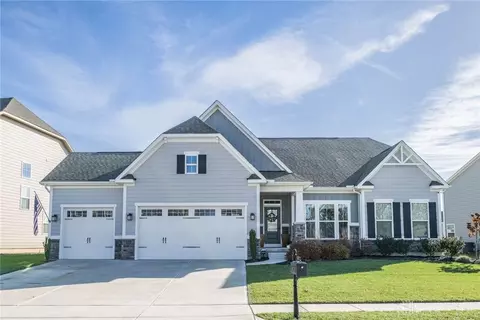 1112 Red Maple Dr, Troy, OH 45373