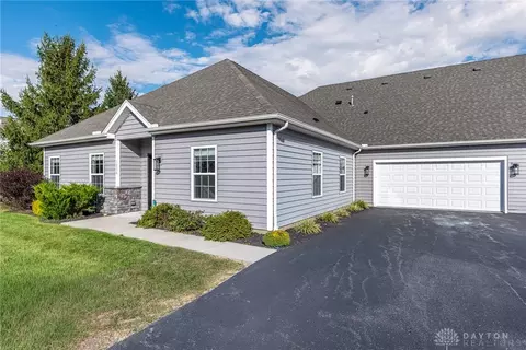 1036 Bayberry Dr, Waynesville, OH 45068