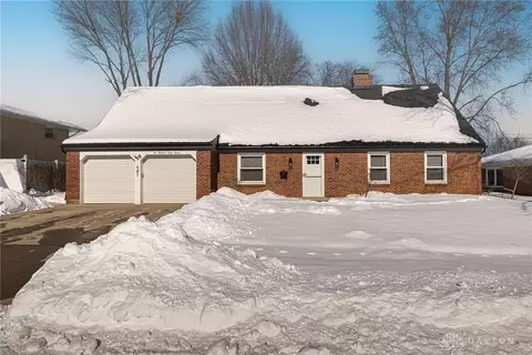 647 Rockhill Ave, Kettering, OH 45429