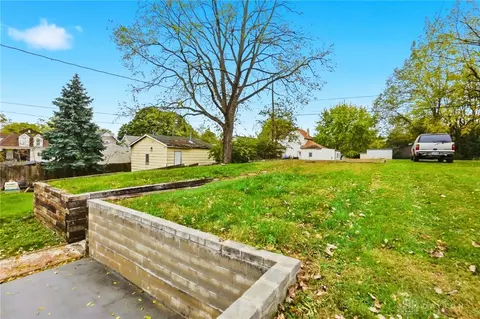 1783 Edwards, Springfield, OH 45503 photo 27