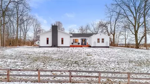 895 Clifton Rd, Xenia, OH 45385