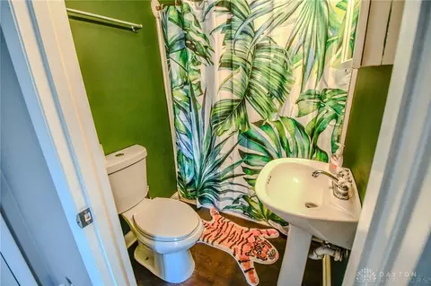 Bath - 2416 Suffolk Ct, Kettering, OH 45420 photo 2 of 2