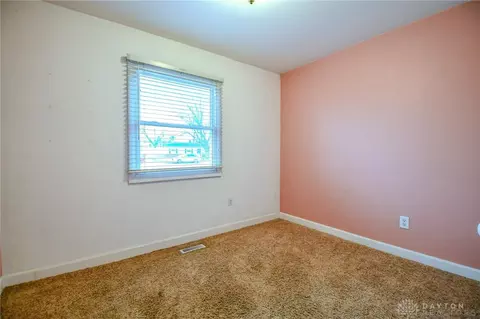 Bedroom - 2416 Suffolk Ct, Kettering, OH 45420 photo 3 of 4