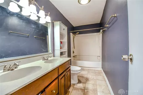 Bath - 2416 Suffolk Ct, Kettering, OH 45420 photo 1 of 2